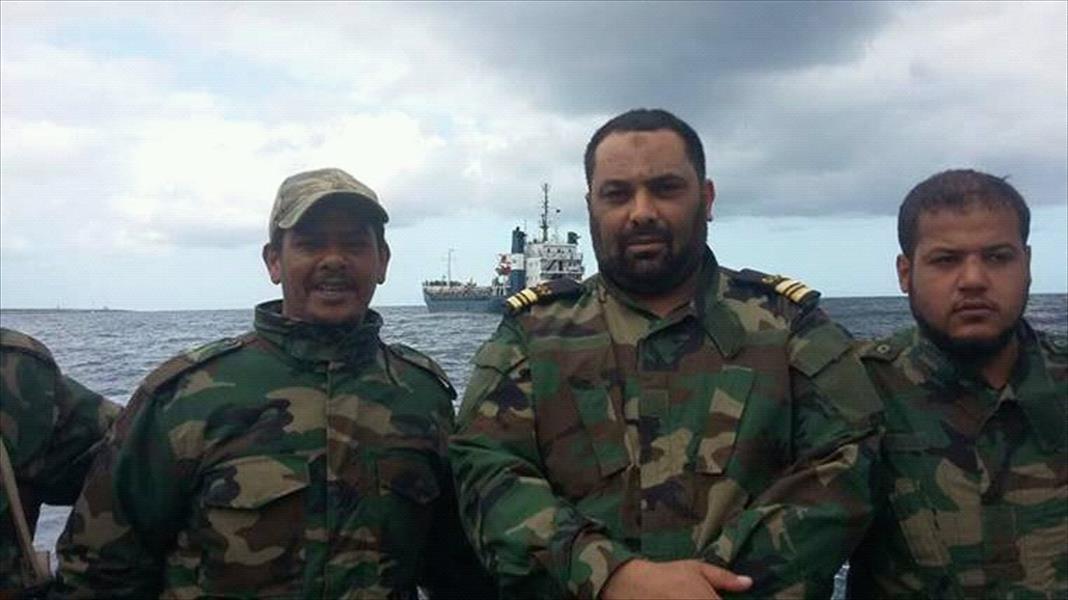 «الجيش» يحتجز سفينتين غرب مدينة درنة