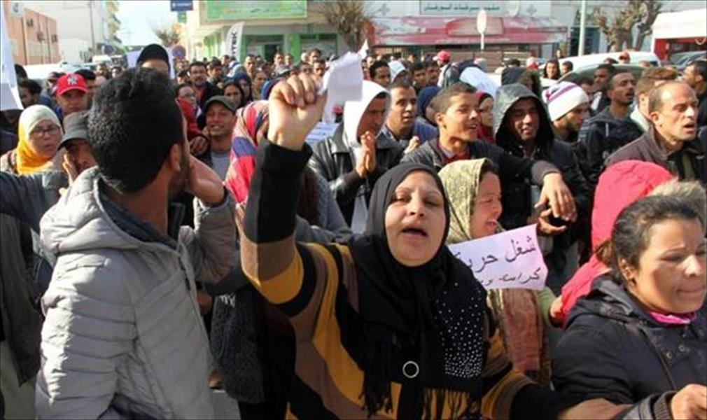 انفجار اجتماعي يهدد تونس.. الاحتجاجات تتزايد واجتماع طارئ للحكومة