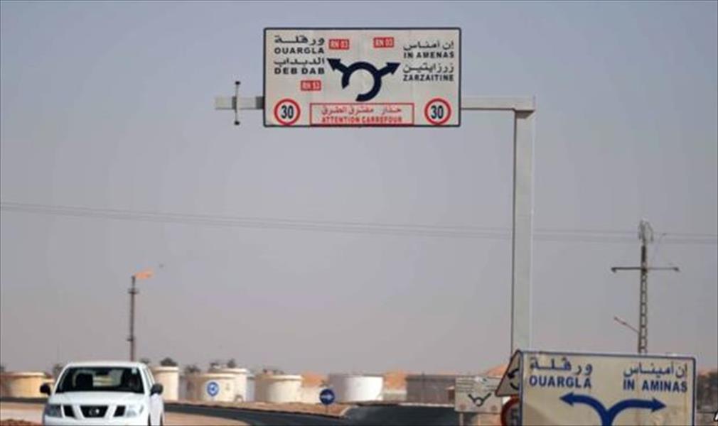 الأمن الجزائري يتحقق من هوية السيارات ذات الترقيم الليبي