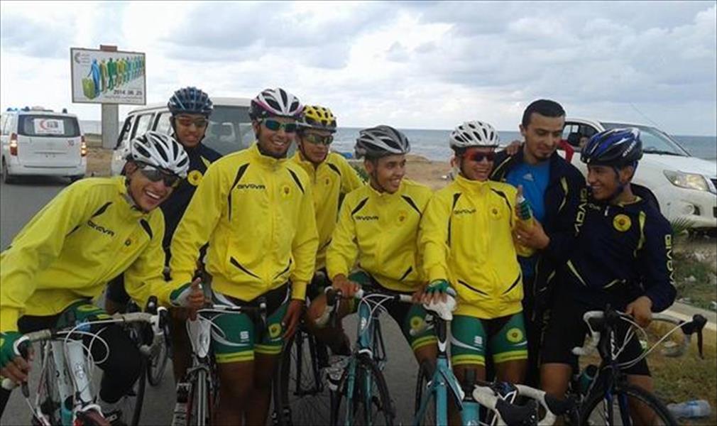 دراجو الجمارك يحكمون قبضتهم على سباق طرابلس