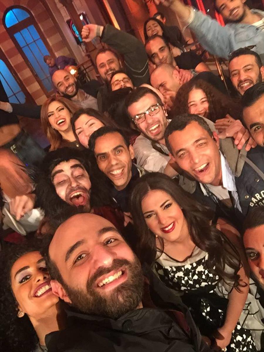 عمرو سلامة ودنيا سمير غانم معًا في «Saturday Night Live»