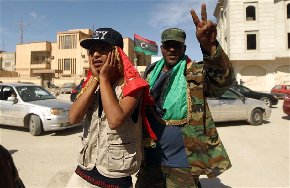 بالصور: فرحة المواطنين بسيطرة الجيش على حي الليثي في بنغازي