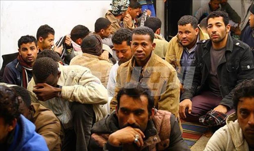 «جهاز الهجرة» في بنغازي ينقل 30 تشاديًا إلى سبها تمهيدًا لترحيلهم