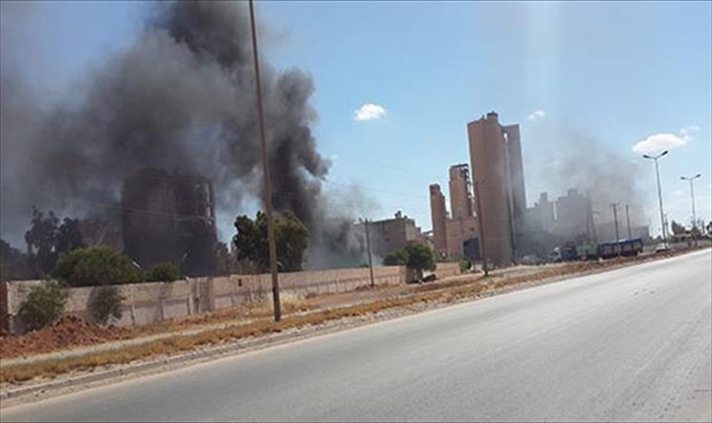 اشتباكات عنيفة في محيط مصنع الأسمنت بمنطقة الهواري