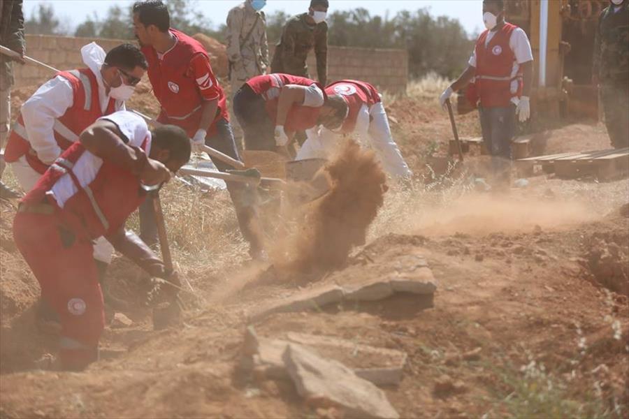 العثور على مقبرة جماعية قُرب مُعسكر راف الله السحاتي ببنغازي