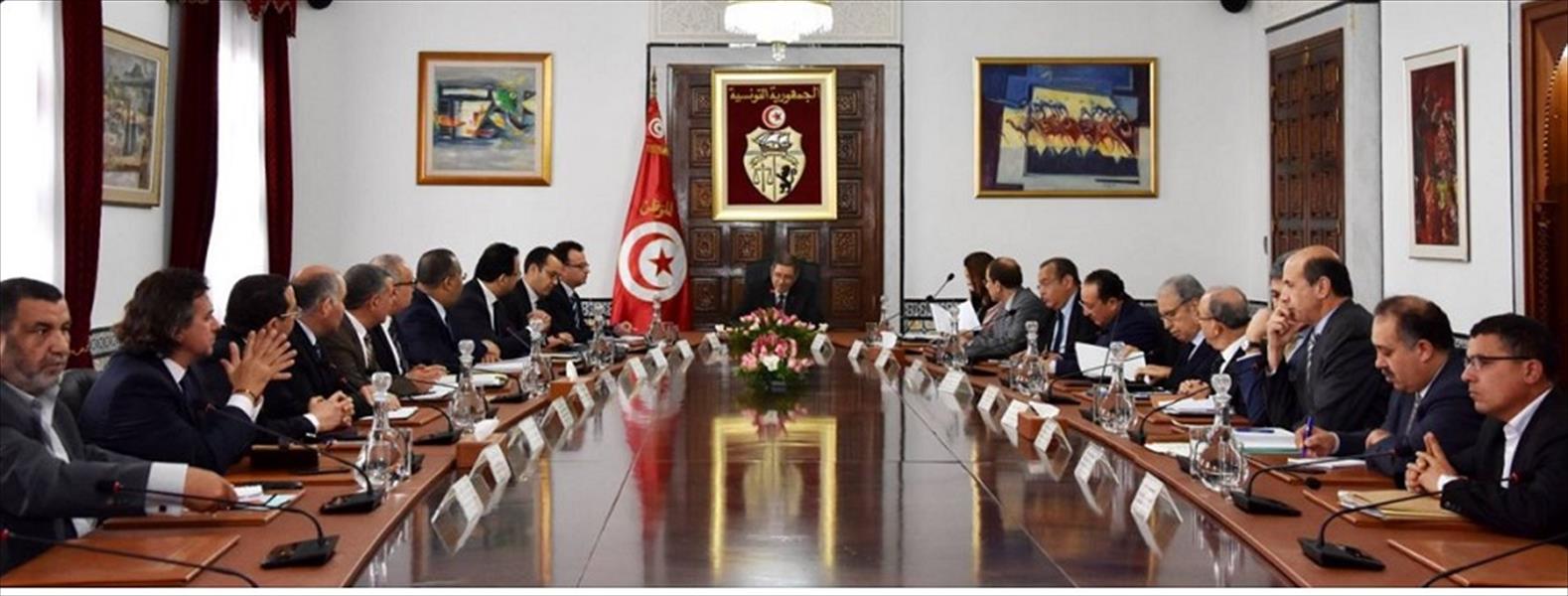 الصيد: الاقتصاد التونسي حقق نسبة نمو ملموسة خلال 2015