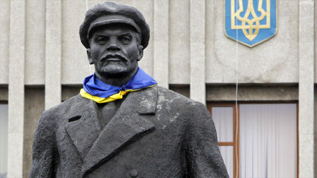 إزالة آخر معالم السوفياتية في أوكرانيا