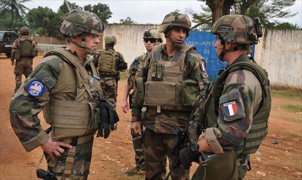 فرنسا تحدد موعد سحب قوتها من أفريقيا الوسطى