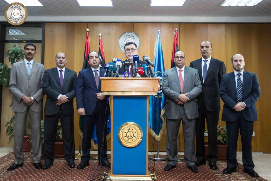 تونس: «النهضة» و«النداء» يرحبان بانطلاق عمل حكومة السراج من طرابلس
