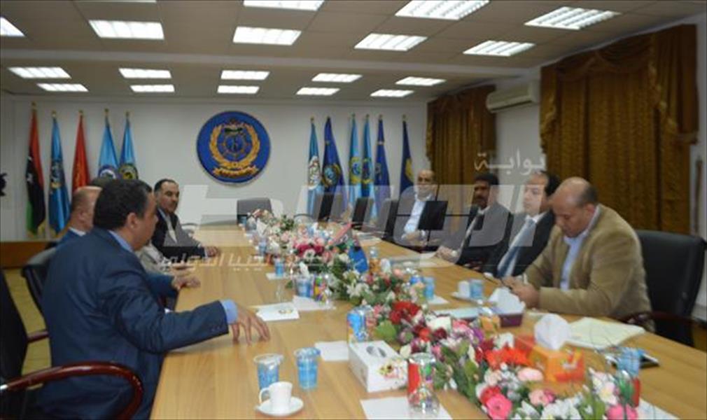 المجلس الرئاسي يلتقي عددًا من رجال الأعمال الليبيين
