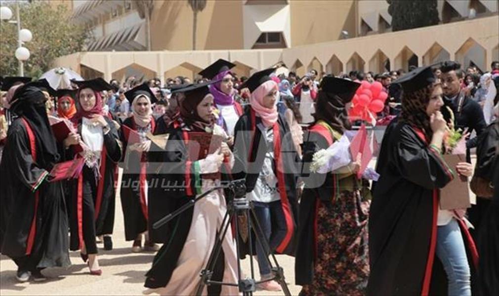 جامعة بنغازي تحتفل بالدفعة 14 من طلبة «الصحة العامة»