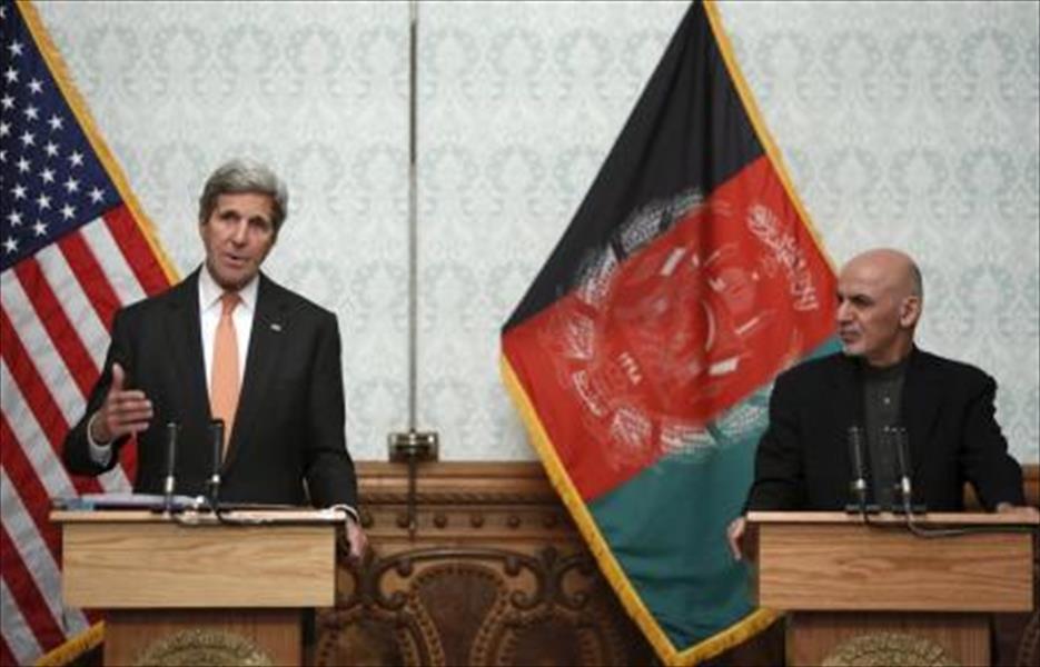 كيري يدعو طالبان الأفغانية إلى «الدخول في عملية سلام»