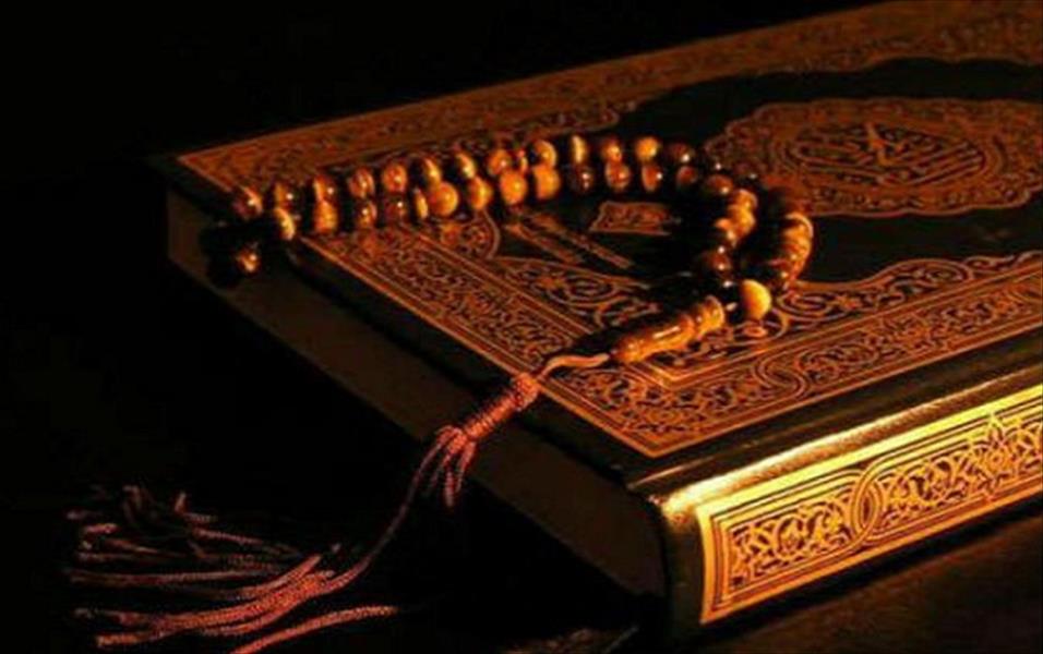 مصر: نسخة مذهبة من القرآن الكريم في رمضان