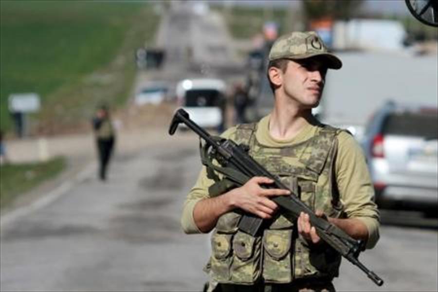 مقتل جندي وإصابة 15 في هجمات جنوب تركيا