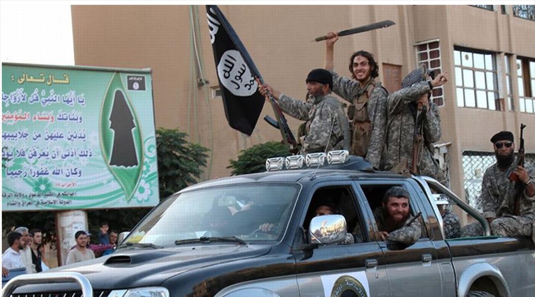 شهود عيان يرصدون مسلحي «داعش» في وادي جارف