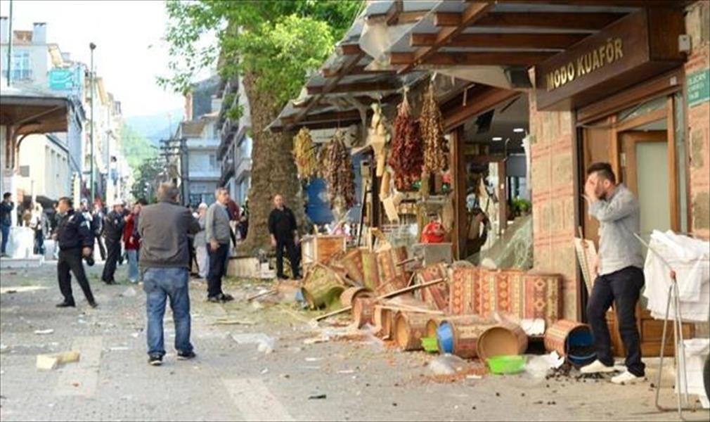الشرطة التركية توقف 12 مشتبهًا به في تفجير أمس