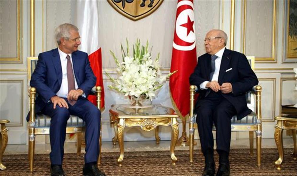 بالصور: فرنسا تعد تونس بمزيد من الدعم الأوروبي 