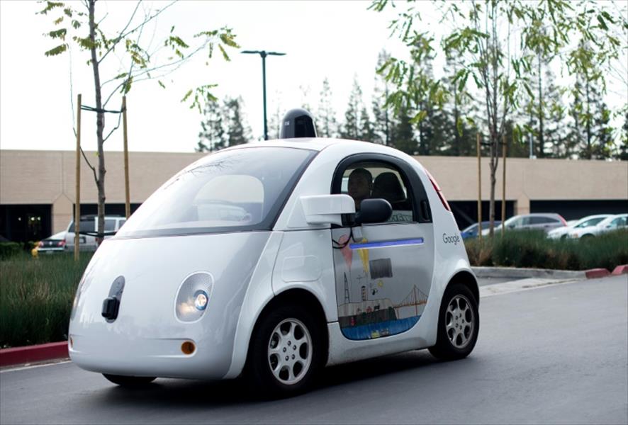 سيارة ذاتية بتوقيع «فيات كرايسلر» و«غوغل»