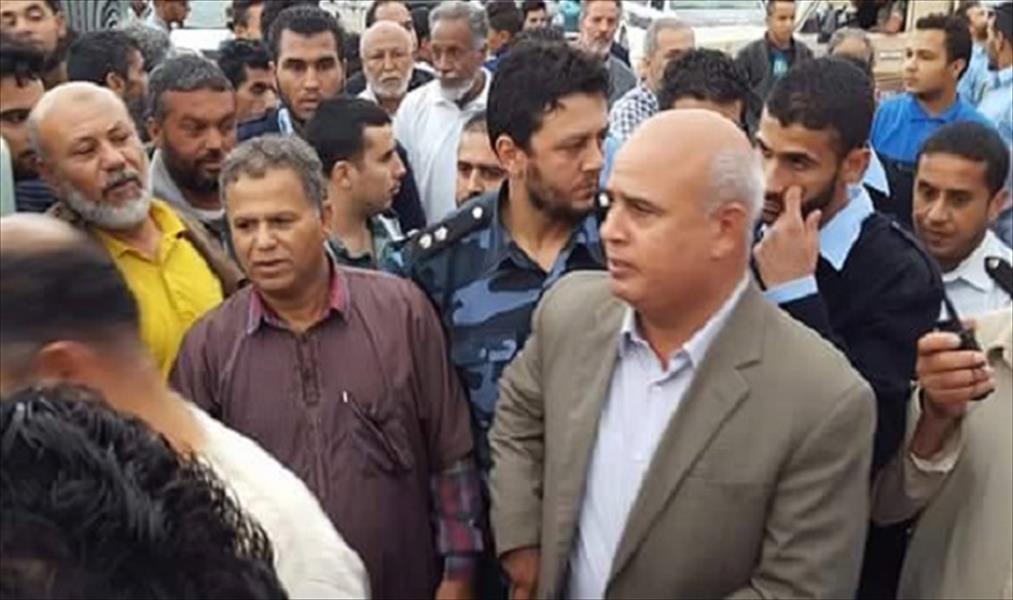 العقيد مصطفى الرقيّق يصدر قرارًا باعتقال وزير الداخلية بالحكومة الموقتة 
