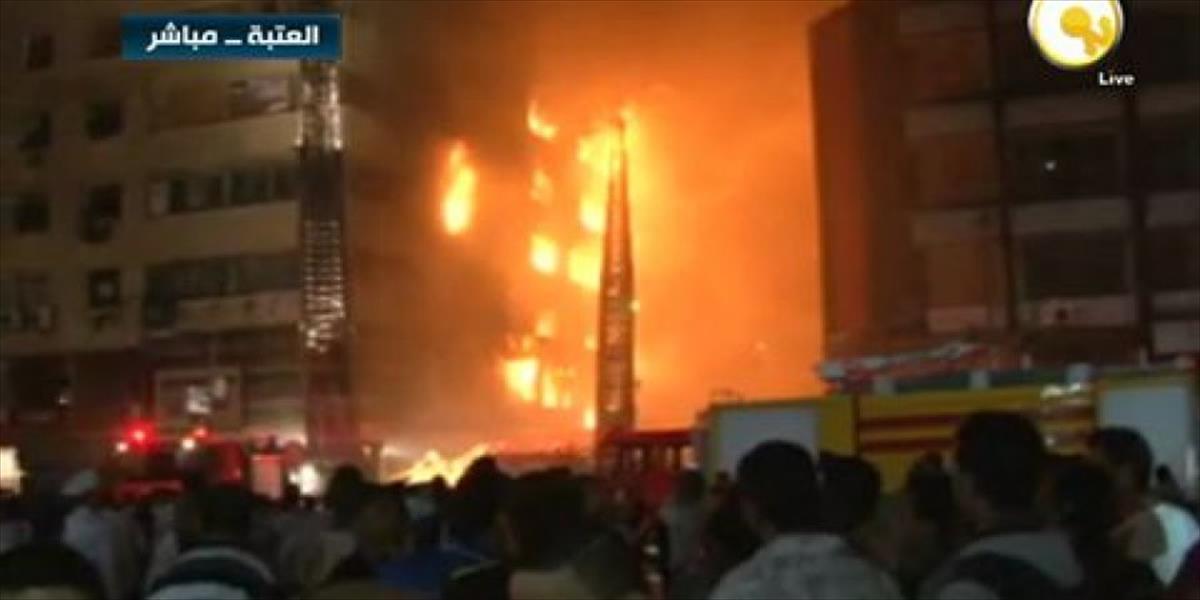 حريق بأحد فنادق وسط القاهرة