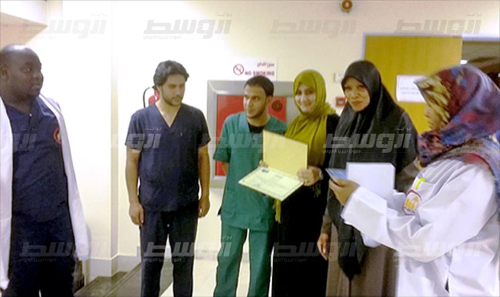 «بنغازي الطبي» يؤبن العريبي والربيعي خلال الاحتفال بيوم التمريض العالمي