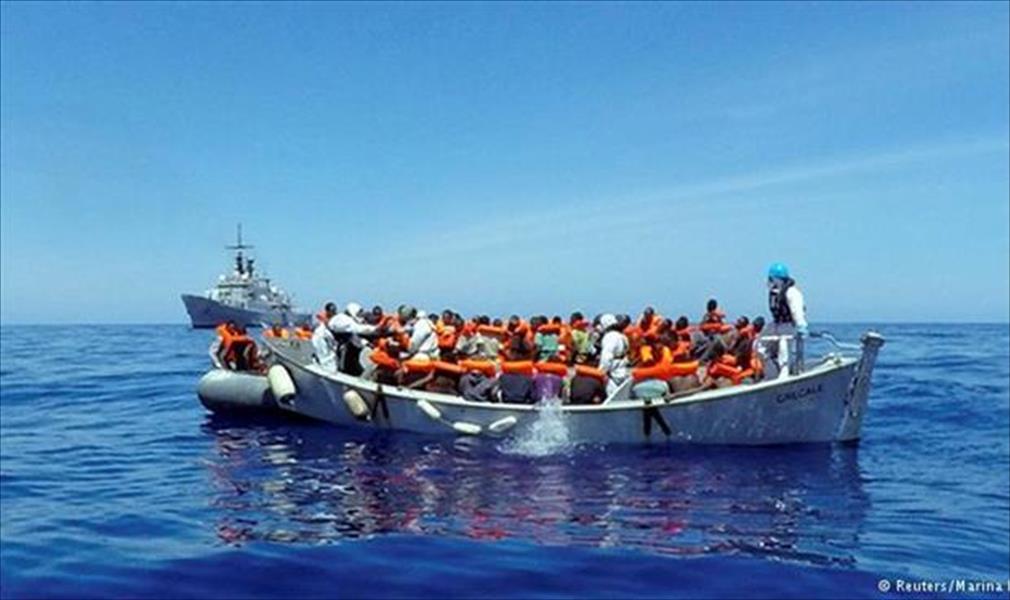 إيطاليا تنقذ مئات اللاجئين من الغرق بعدما «أبحروا من مصر»