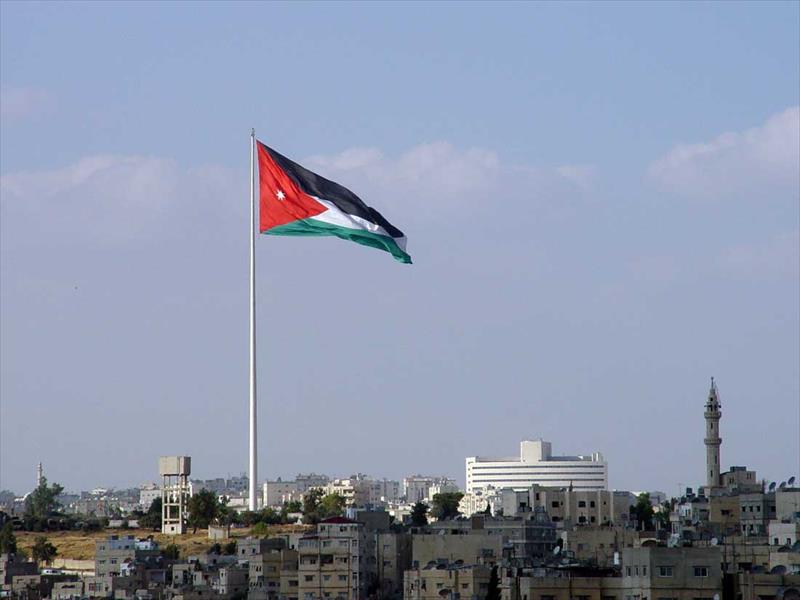 «رايتس ووتش» تدعو الأردن لتخفيف قيود السفر عن فلسطينيي غزة