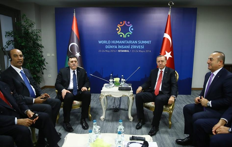 إردوغان يستقبل السراج بمركز إسطنبول للمؤتمرات
