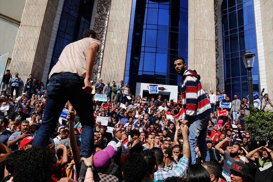 محكمة مصرية تلغي عقوبة الحبس لـ47 من متظاهري 25 أبريل