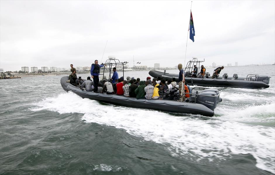 مقتل 7 أشخاص إثر غرق مركب قبالة سواحل ليبيا