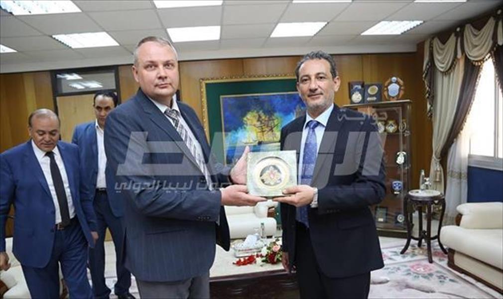 بالصور: البرغثي يجتمع بالسفير الروسي في طرابلس
