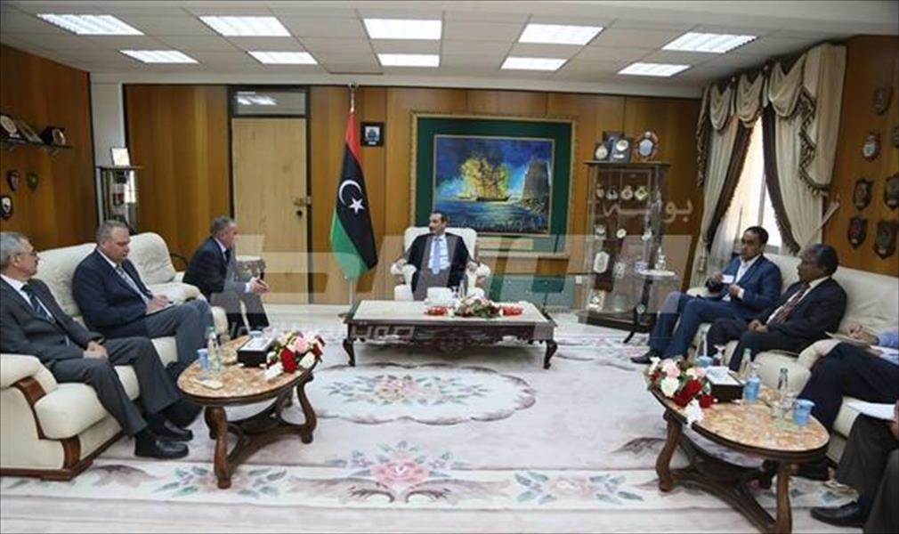 بالصور: البرغثي يجتمع بالسفير الروسي في طرابلس