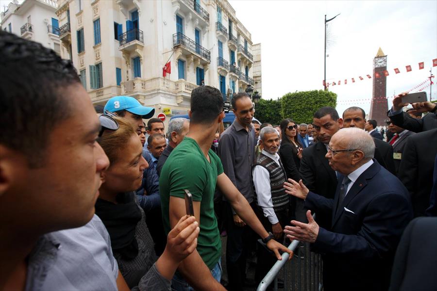 السبسي: تونس بحاجة لوحدة وطنية.. ومن يريد الاحتجاج له الحرية