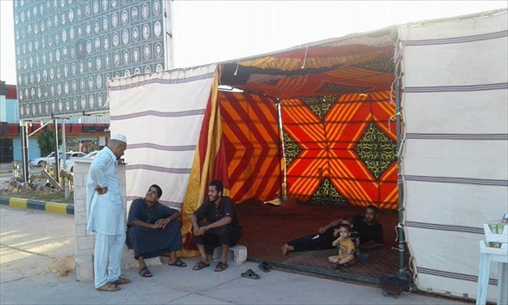 خيمة رمضانية للنازحين والمسافرين عبر طرق بني وليد