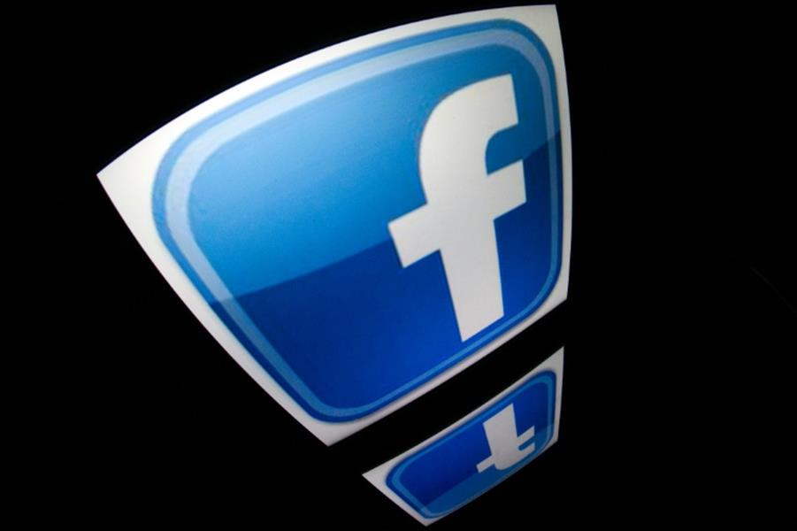 «فيسبوك» تحمي مستخدميها من الانتحار