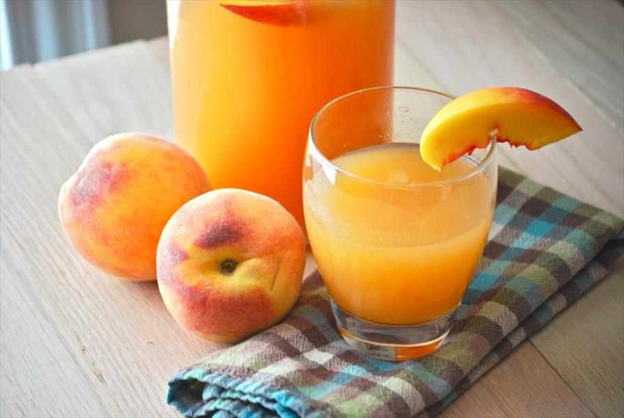 عصير الخوخ بالبرتقال