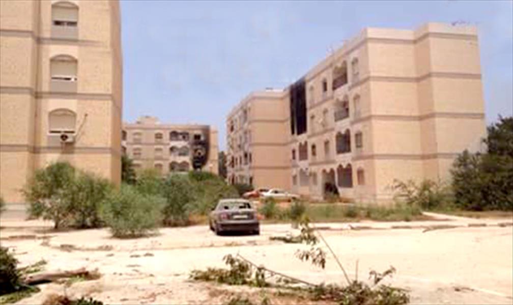 الجيش يقترب من إحكام السيطرة على عمارات قاريونس في بنغازي