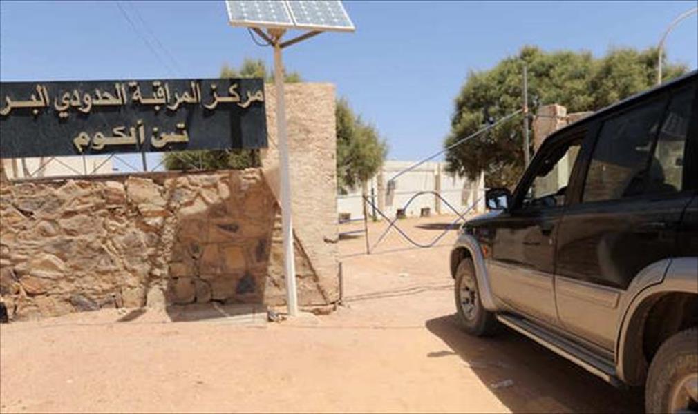 الكهرباء تجبر ليبيين على النزوح إلى الجزائر