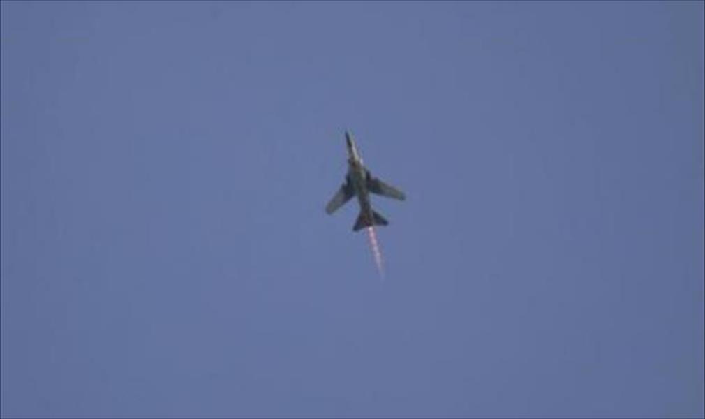 تحطم طائرة سورية قرب دمشق.. والمعارضة تأسر الطيار