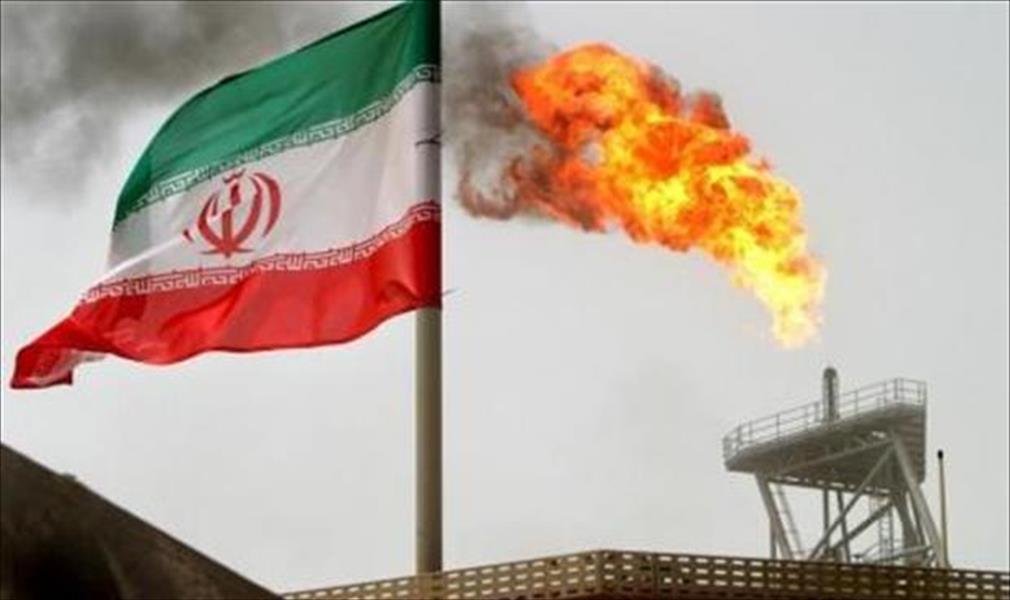 إيران تعزز صادراتها النفطية لأكثر من 2.5 مليون برميل يوميًا