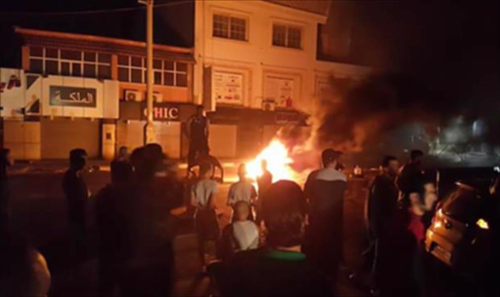 إغلاق للطرق واحتجاجات في العاصمة طرابلس