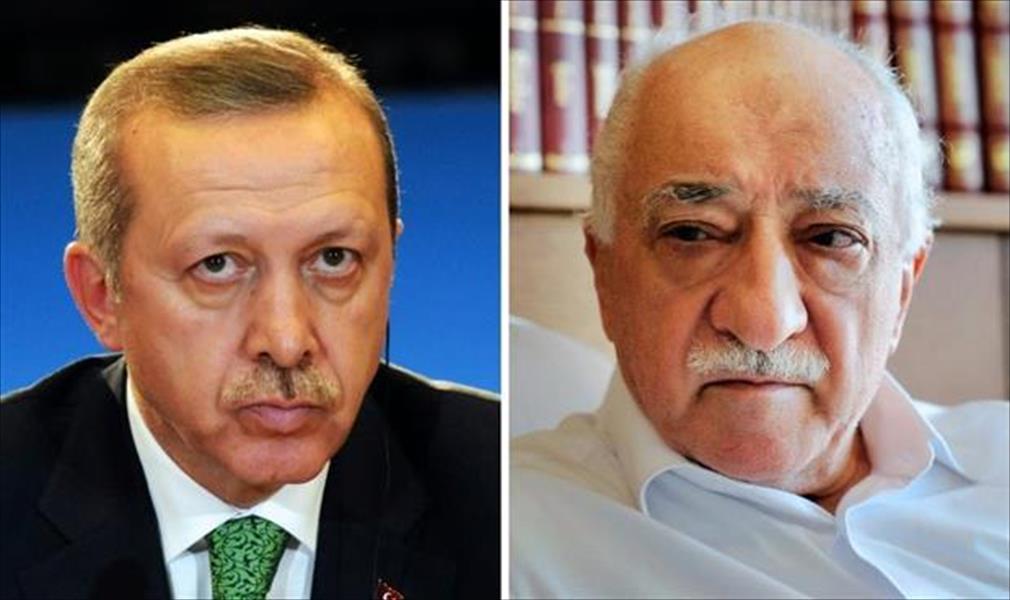 توقيف 3 دبلوماسيين سابقين متهمين بتدبير انقلاب تركيا