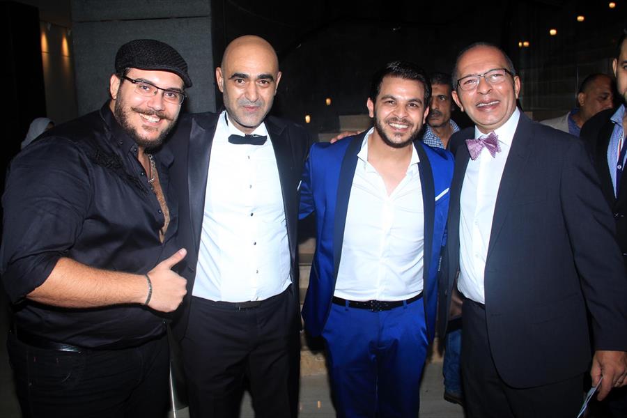 بالصور: ديو حماقي وقمر في حفل زفاف محمد ونادين