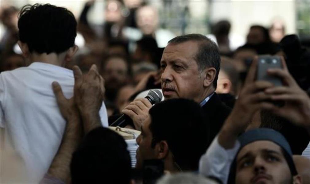 أردوغان يعود إلى أنقرة لترؤس اجتماع مجلس الأمن القومي