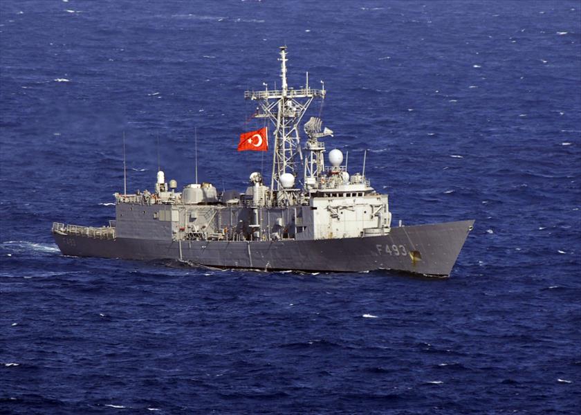 عملية جوية ضد سفينتين تركيتين تحاولان الوصول إلى المياه اليونانية