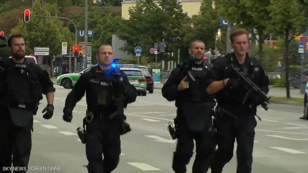 الداخلية الألمانية: 3 قتلي في إطلاق نار على مركز ميونيخ