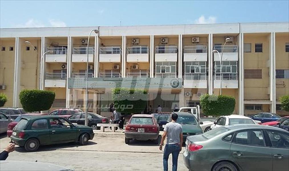 «الإهمال» يضرب مستشفى أطفال بنغازي.. وأهالي المرضى: الوضع غير صحي