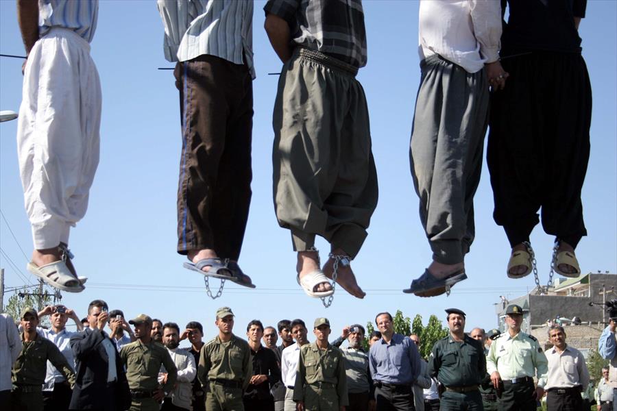 «رايتس ووتش» تدين إعدام 20 سجينًا سنيًا في إيران
