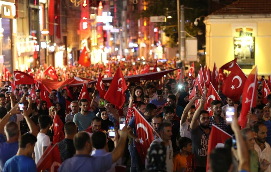 تركيا توقف 2500 موظف عن العمل بالـ«الشؤون الدينية»