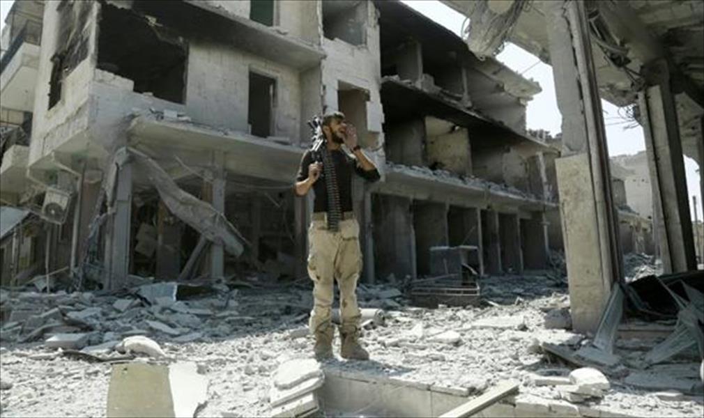 «داعش» في سورية يطلق مئات المدنيين بعد أخذهم دروعًا بشرية